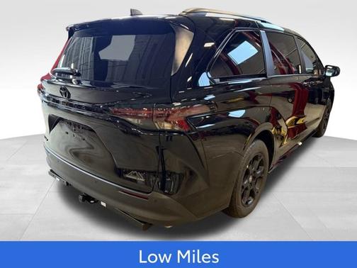 2026 Toyota Sienna Woodland Edition