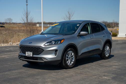 2021 Ford Escape SE Hybrid