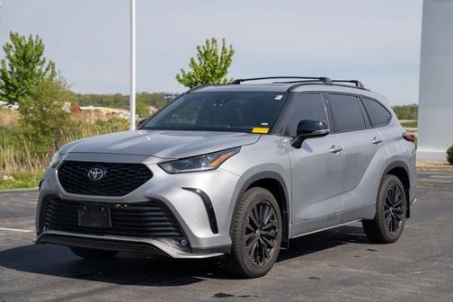 2023 Toyota Highlander XSE