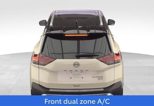 Pearl White Tricoat 2023 Nissan Rogue Platinum