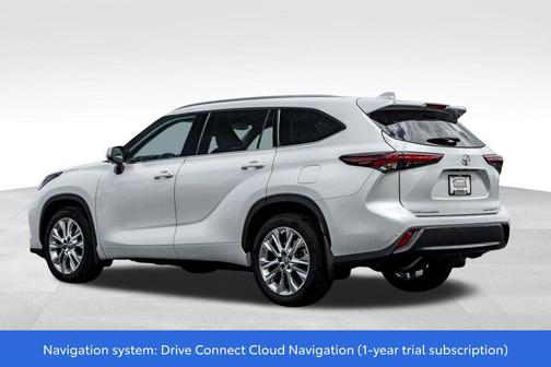 Wind Chill Pearl 2024 Toyota Highlander Limited