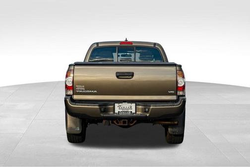 2015 Toyota Tacoma Base