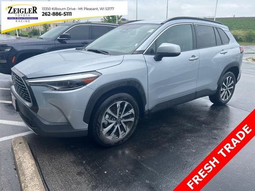 2024 Toyota Corolla Cross XLE