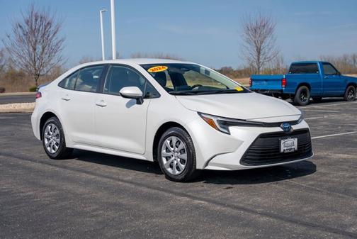 2024 Toyota Corolla Hybrid LE