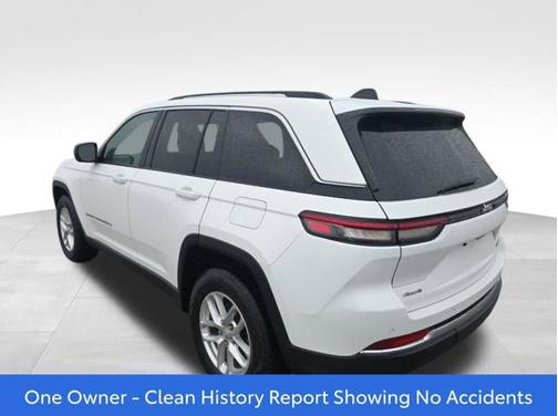 2023 Jeep Grand Cherokee Laredo