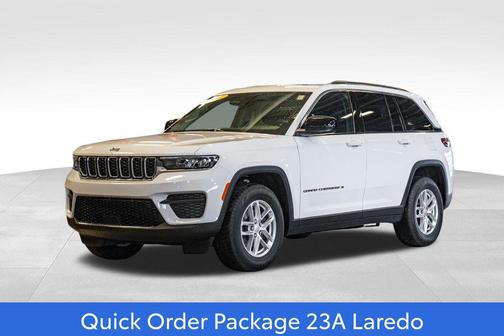 2023 Jeep Grand Cherokee Laredo