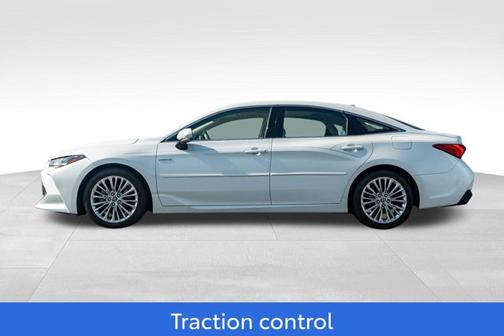 2019 Toyota Avalon Hybrid Limited