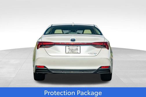 2019 Toyota Avalon Hybrid Limited