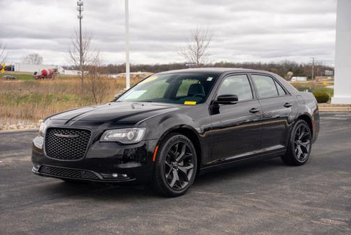 2023 Chrysler 300 S