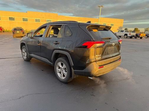 Midnight Black Metallic 2022 Toyota RAV4 XLE