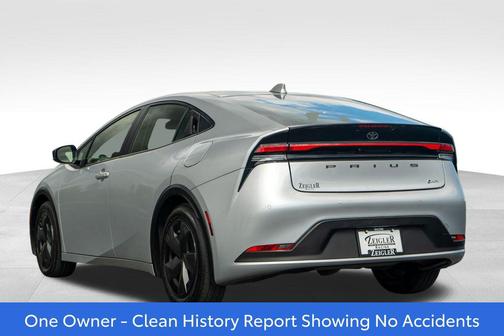 2024 Toyota Prius LE