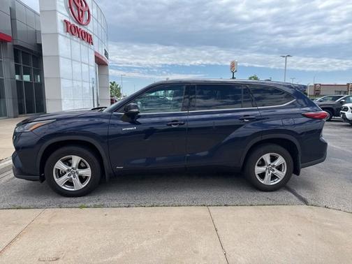 Blueprint 2021 Toyota Highlander Hybrid LE