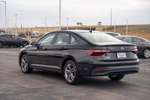 2022 Volkswagen Jetta 1.5T SE