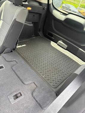Ruby Red Metallic Tinted Clearcoat 2015 Ford Escape SE
