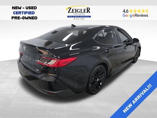 Midnight Black Metallic 2025 Toyota Camry SE