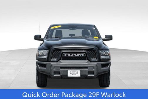 Diamond Black Crystal Pearlcoat 2022 RAM 1500 Classic Warlock Quad Cab 4x4 6'4' Box