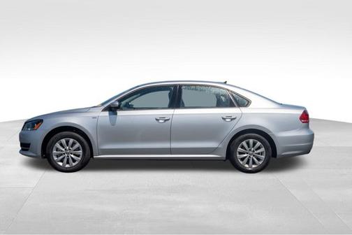 2015 Volkswagen Passat 1.8T S