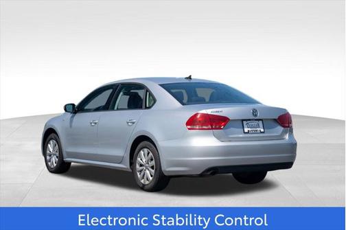 2015 Volkswagen Passat 1.8T S