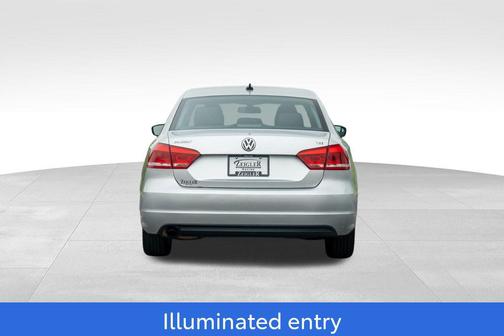 2015 Volkswagen Passat 1.8T S