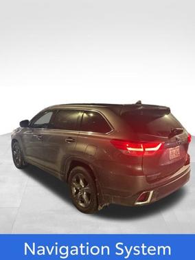 2017 Toyota Highlander Hybrid Platinum