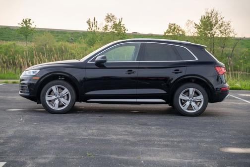 2018 Audi Q5 2.0T Premium Plus