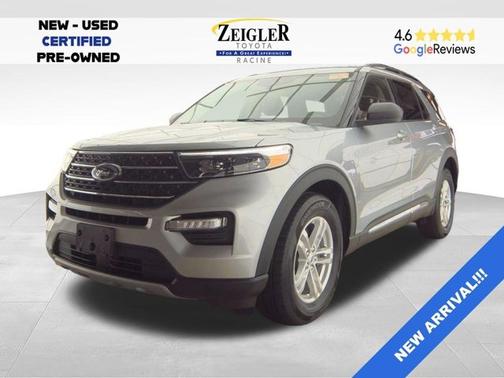 ICONIC SILVER METALLIC 2022 Ford Explorer XLT