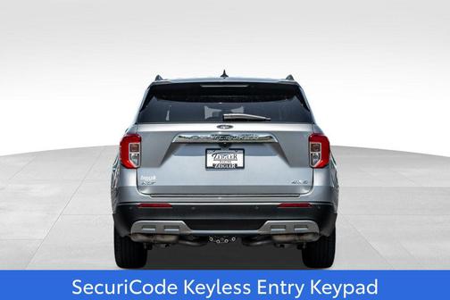 ICONIC SILVER METALLIC 2022 Ford Explorer XLT