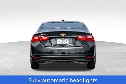 Mosaic Black Metallic 2023 Chevrolet Malibu 1LS