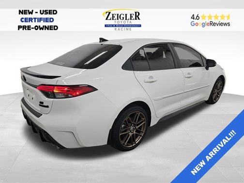Ice Cap 2024 Toyota Corolla Hybrid L