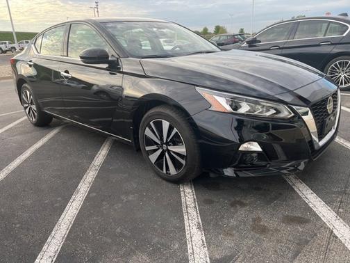 2022 Nissan Altima 2.5 SL