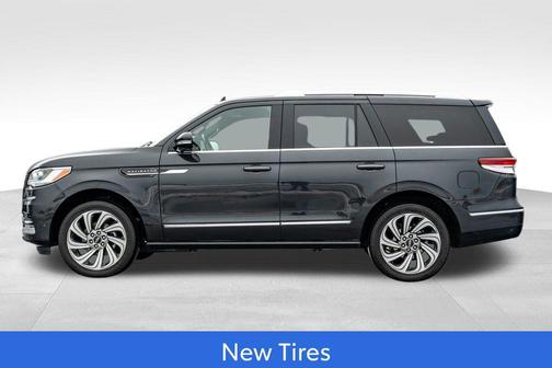 STARLIGHT GRAY METALLIC 2023 Lincoln Navigator Reserve