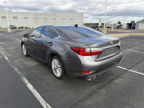 Nebula Gray Pearl 2017 Lexus ES 350 Base