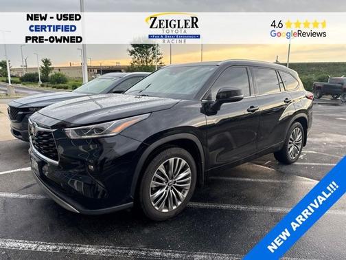 Midnight Black Metallic 2021 Toyota Highlander Platinum