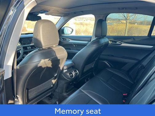 2018 Alfa Romeo Stelvio Sport