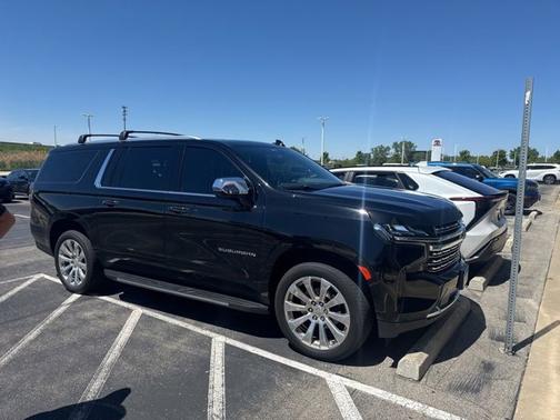 Black 2021 Chevrolet Suburban Premier