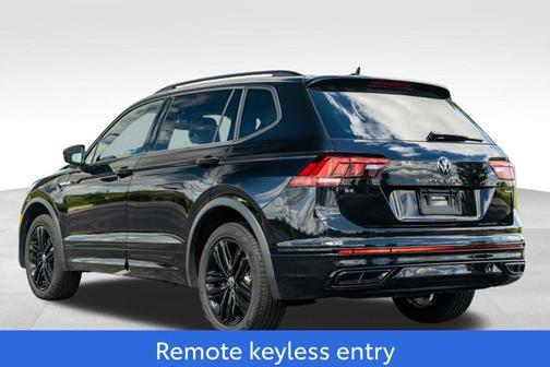 2022 Volkswagen Tiguan 2.0T SE R-Line Black 4MOTION