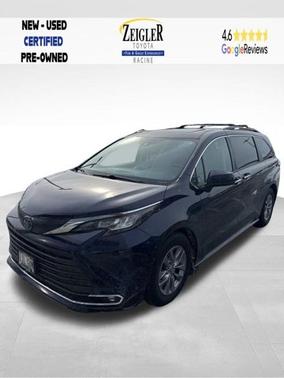 2022 Toyota Sienna XLE