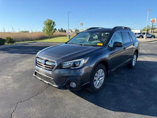 Magnetite Gray Metallic 2018 Subaru Outback 2.5i Premium