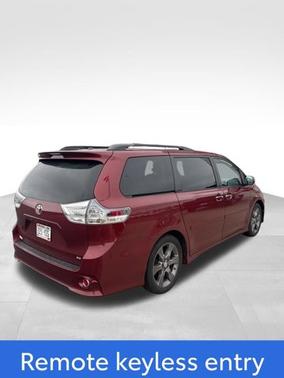 2016 Toyota Sienna SE Premium