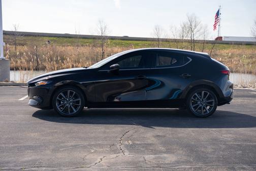 2023 Mazda Mazda3 2.5 S Preferred