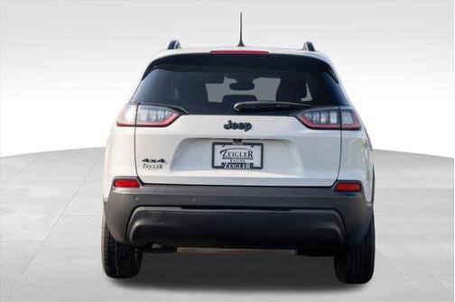 2023 Jeep Cherokee Altitude Lux