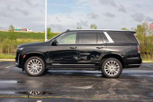 2023 Cadillac Escalade 4WD Premium Luxury