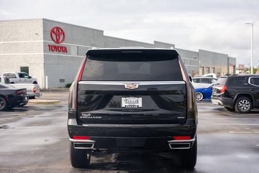 2023 Cadillac Escalade 4WD Premium Luxury