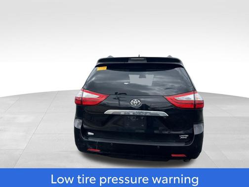 Midnight Black Metallic 2016 Toyota Sienna Limited Premium