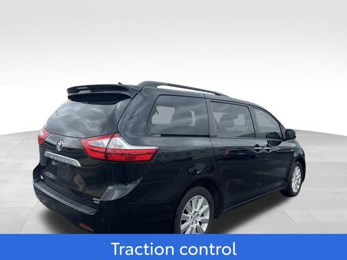 Midnight Black Metallic 2016 Toyota Sienna Limited Premium