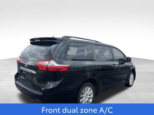 Midnight Black Metallic 2016 Toyota Sienna Limited Premium