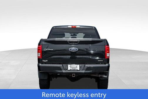 TUXEDO BLACK METALLIC 2015 Ford F-150 XLT