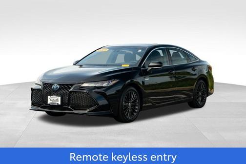 2021 Toyota Avalon Hybrid XSE