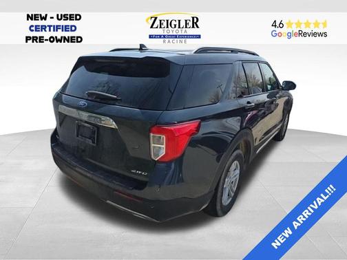 STONE BLUE METALLIC 2024 Ford Explorer XLT