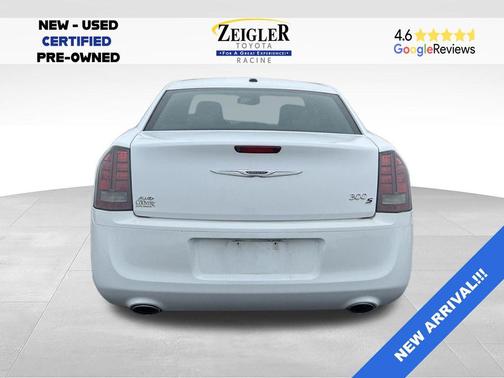 Bright White Clearcoat 2014 Chrysler 300 S